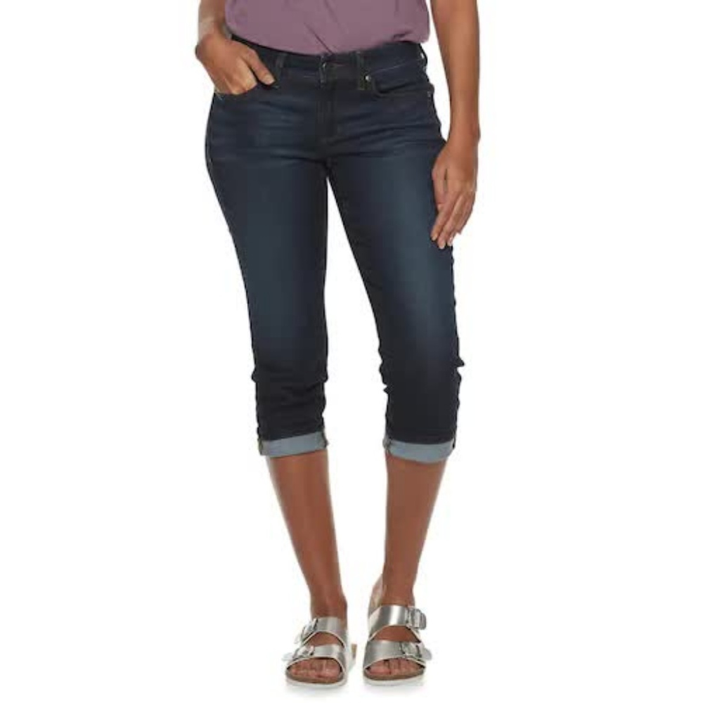 NWT Curvy Skinny Cuffed Capri Jeans